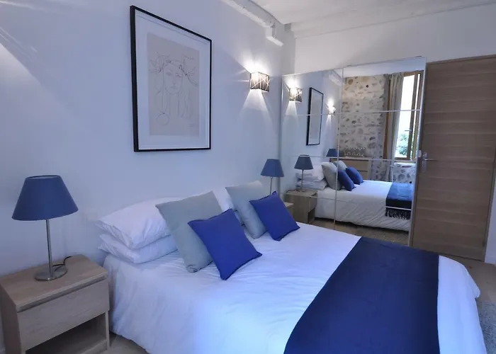 Superb One-Bedroom Apartment - Stayinantibes- Picasso 1